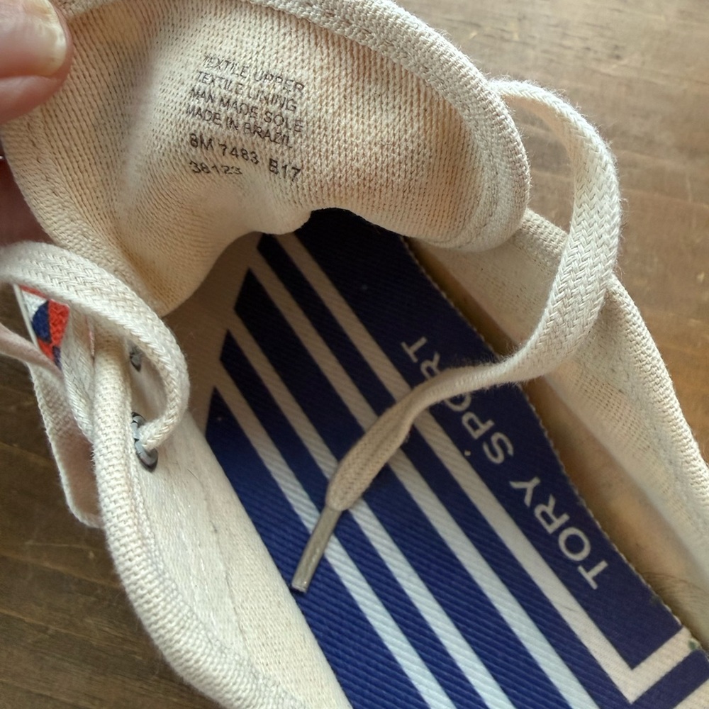 TORY SPORT EUC Printed Lace-Up Sneaker – Poppy Red Neato Geo 8 RARE - Picture 5 of 9
